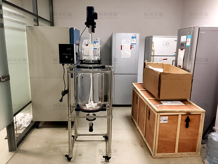 上?？婆d儀器與上海某集團(tuán)合作