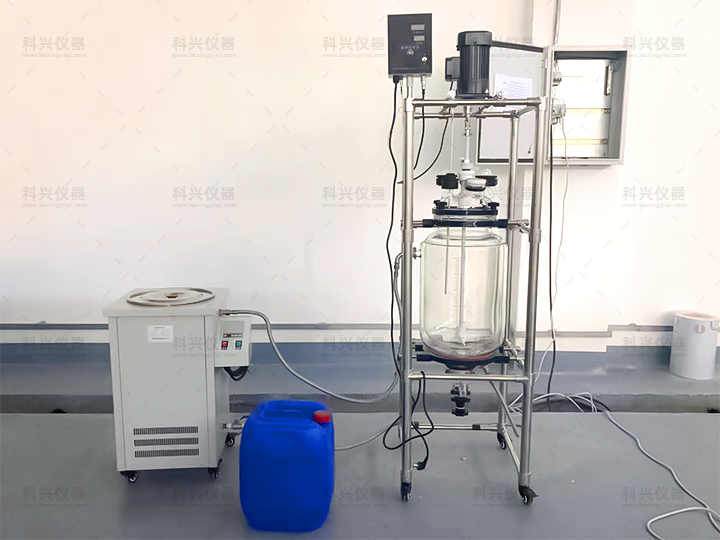 上?？婆d儀器與華東理工大學(xué)某公司合作